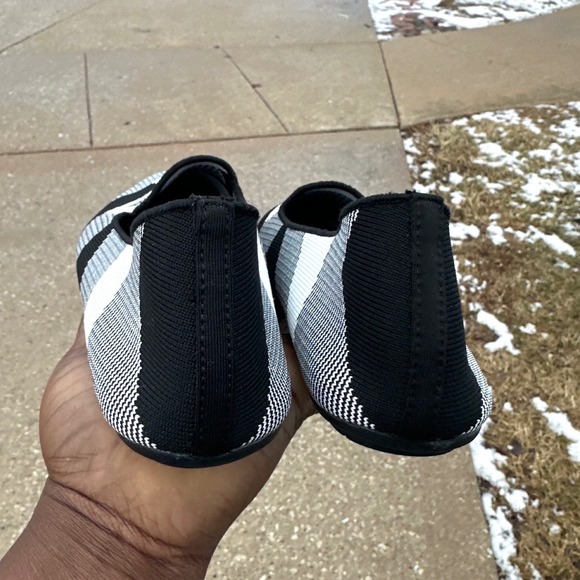 Skechers Women's Cleo-Sherlock Memory Foam Vegan Loafers Size 7 Black White - Picture 7 of 14